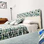 Dory\'S Room Camera Nel Cuore Di Napoli