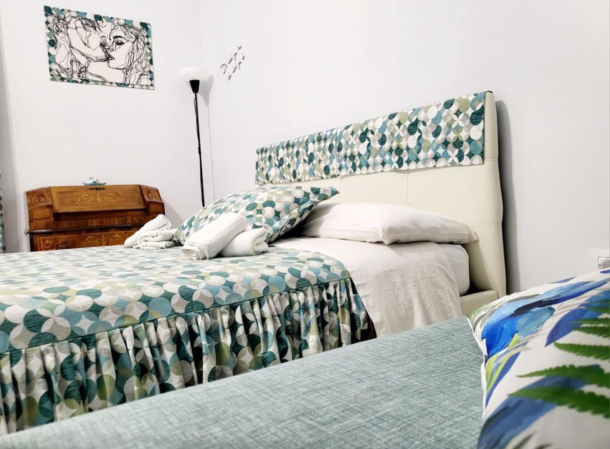 Dory's Camera Nel Cuore Di Apartment Naples
